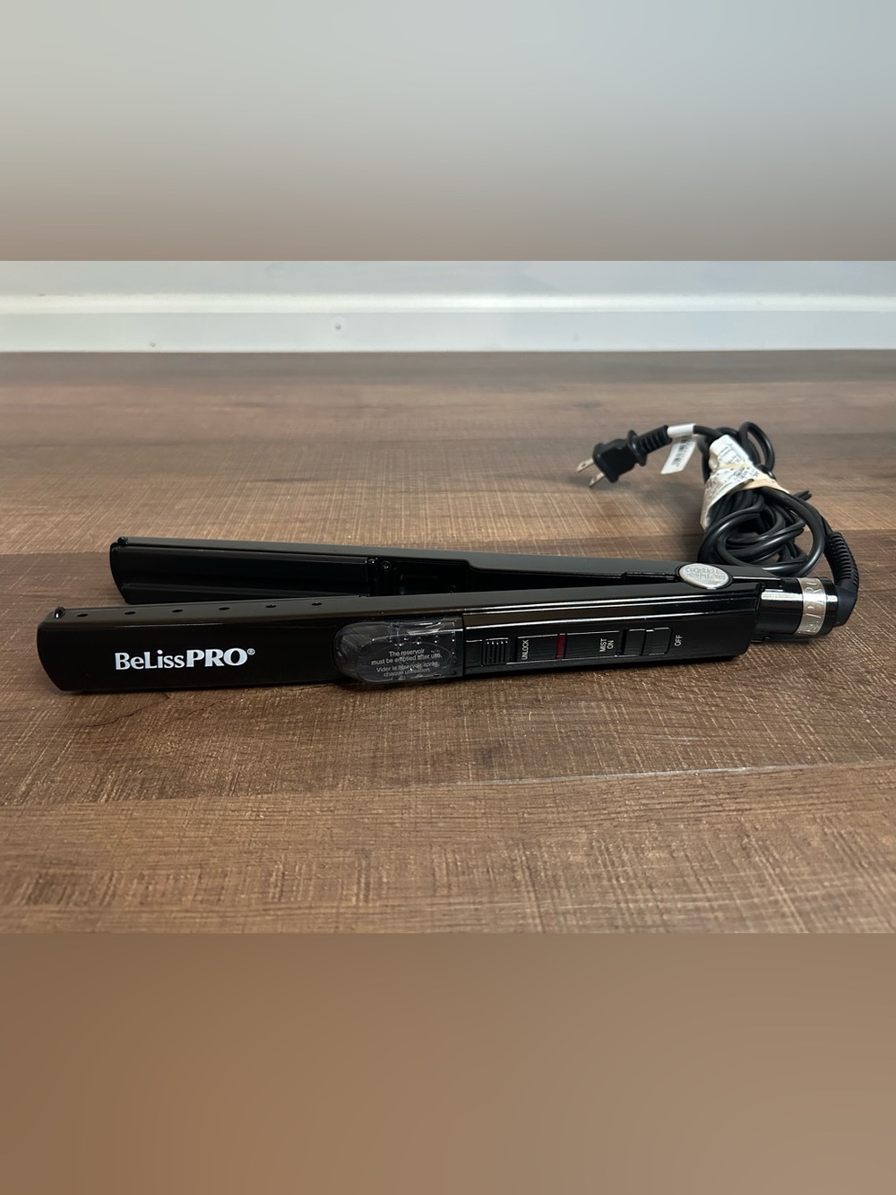 BaByliss Beliss PRO Luxe Series 1.25" Straightener Mist BEL2191 Cleaned Works